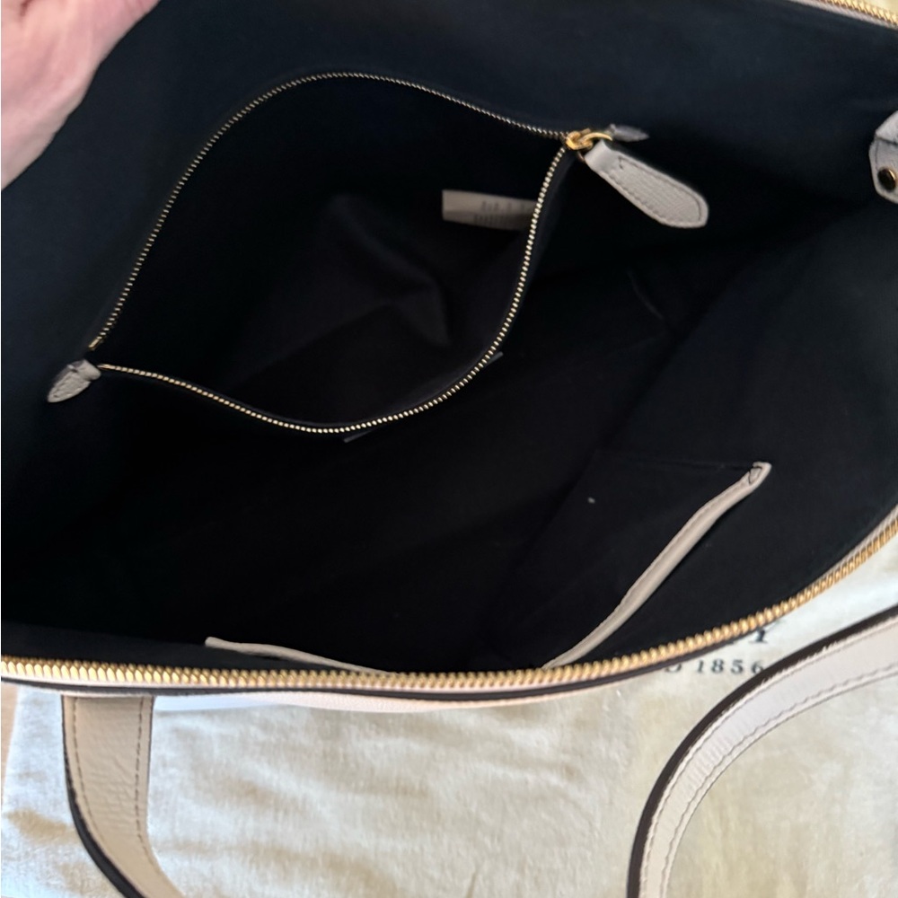 Burberry Tote - Cream Leather House Check - Picture 7 of 11